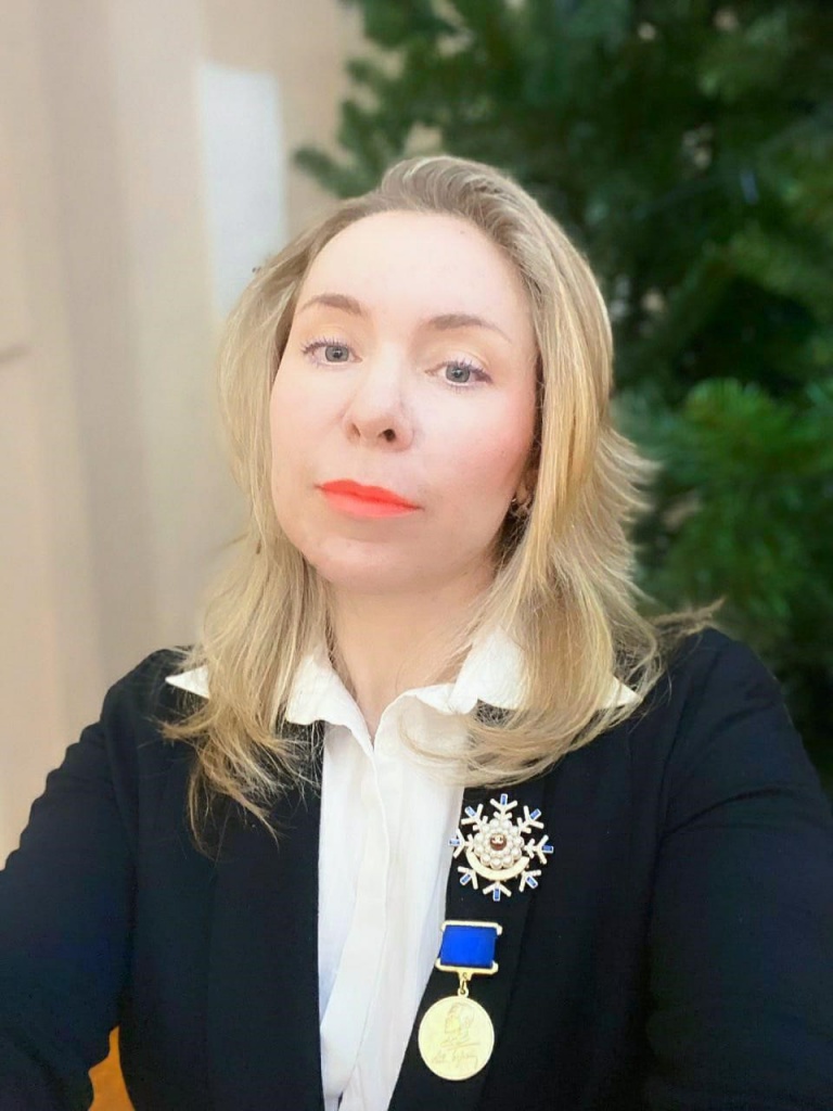 Награждение медалью «За верное служение отечественной литературе» декабрь.jpg
